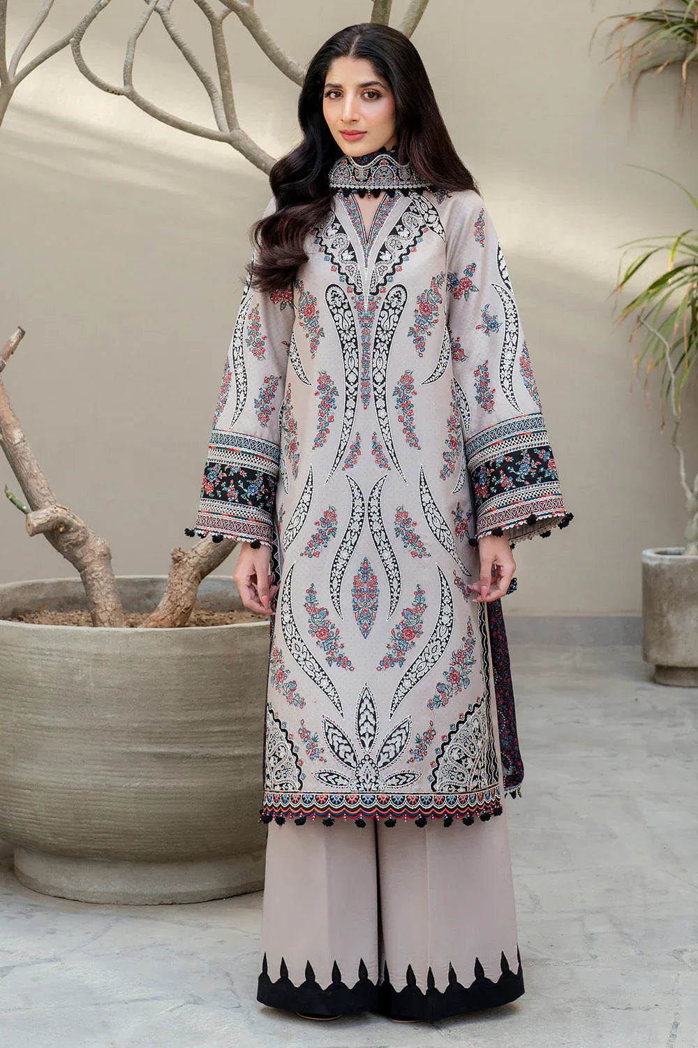 Jazmin | Shahkaar Luxury Lawn 25 | SL25-D7 by Jazmin - Designer Dress - Type: Ladies Clothes - Available at Libayah - 100% Original