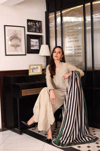 Saadia Asad | Winter Printkhaas 25 | D1 - B by Saadia Asad - Designer Dress - Type : Ladies Clothes - Available at Libayah - 100% Original 
