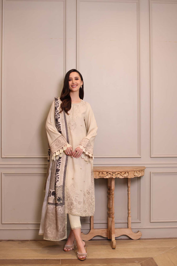Saadia Asad | Winter Printkhaas 25 | D7 - A by Saadia Asad - Designer Dress - Type : Ladies Clothes - Available at Libayah - 100% Original 