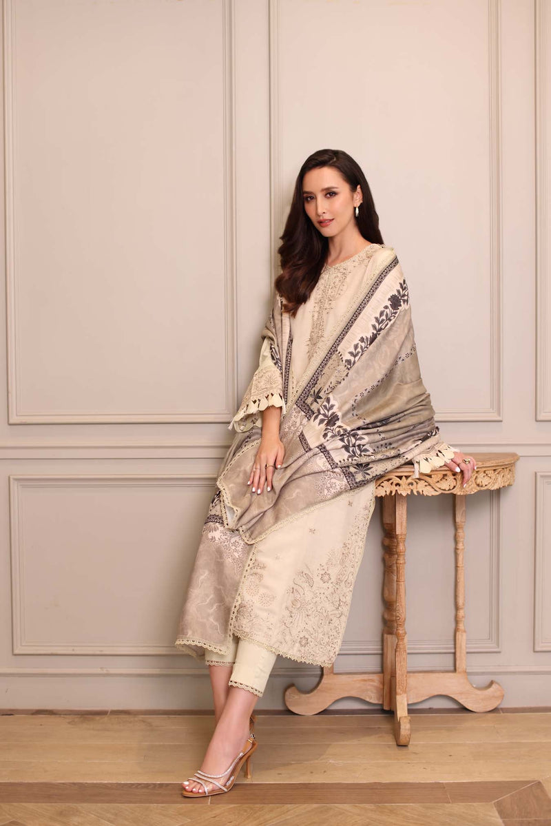 Saadia Asad | Winter Printkhaas 25 | D7 - A by Saadia Asad - Designer Dress - Type : Ladies Clothes - Available at Libayah - 100% Original 