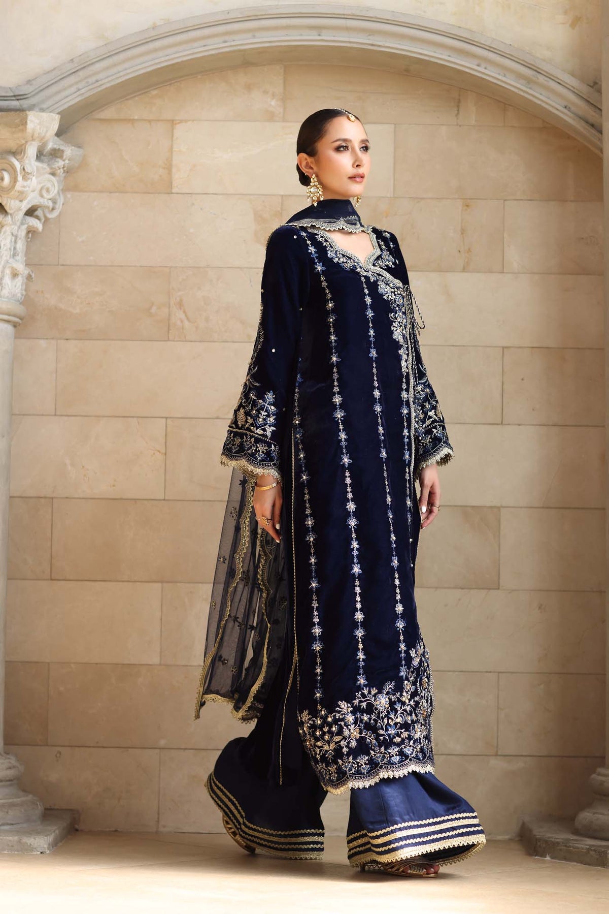 Noor by Saadia Asad | Handcrafted Velvet 25 | Falak by Noor by Saadia Asad - Designer Dress - Type : Ladies Clothes - Available at Libayah - 100% Original 