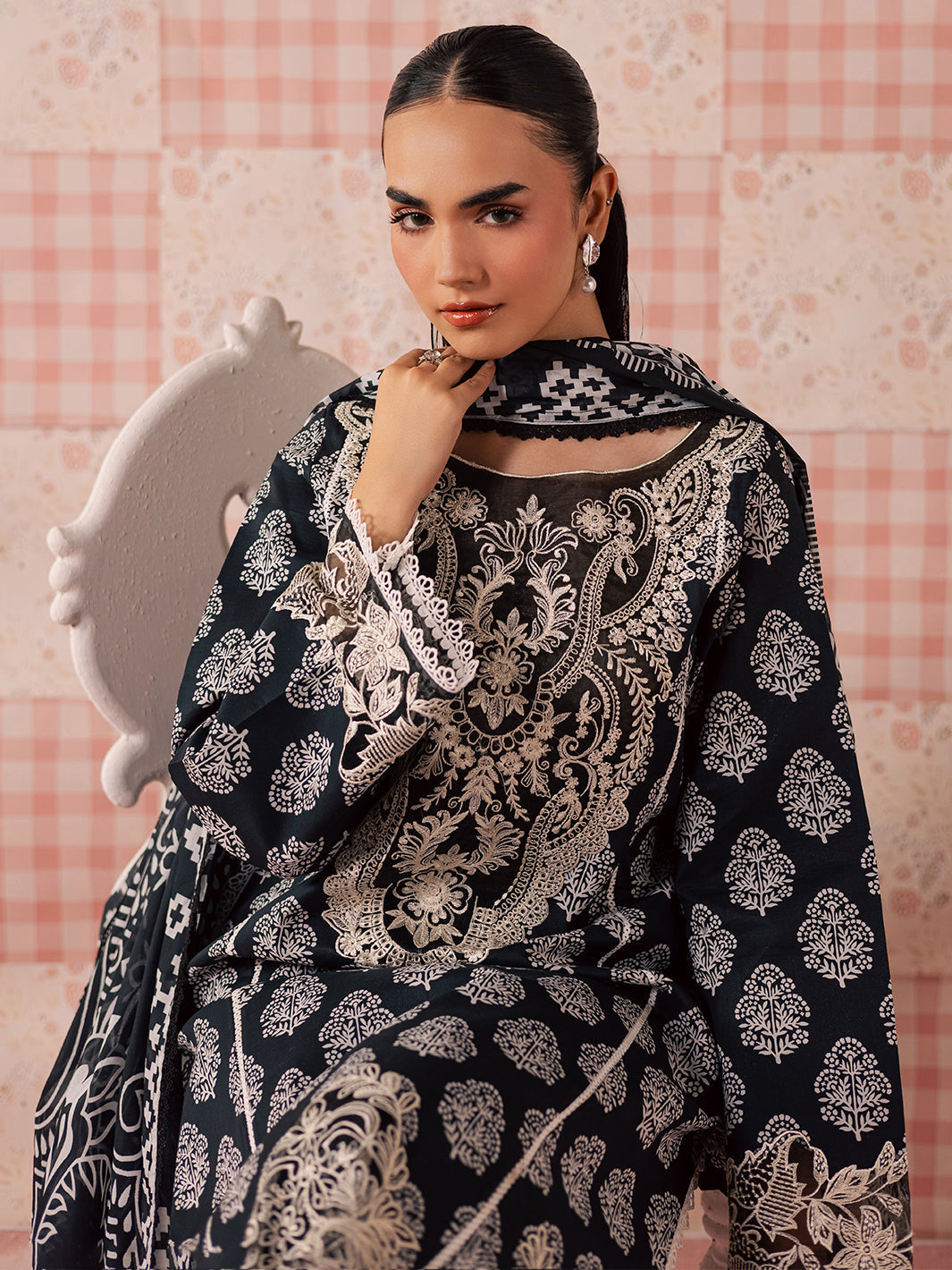 Mahnur | Afsana Lawn 26 | AL-05 by Mahnur - Designer Dress  - Type : Ladies Clothes - Available at Libayah - 100% Original 