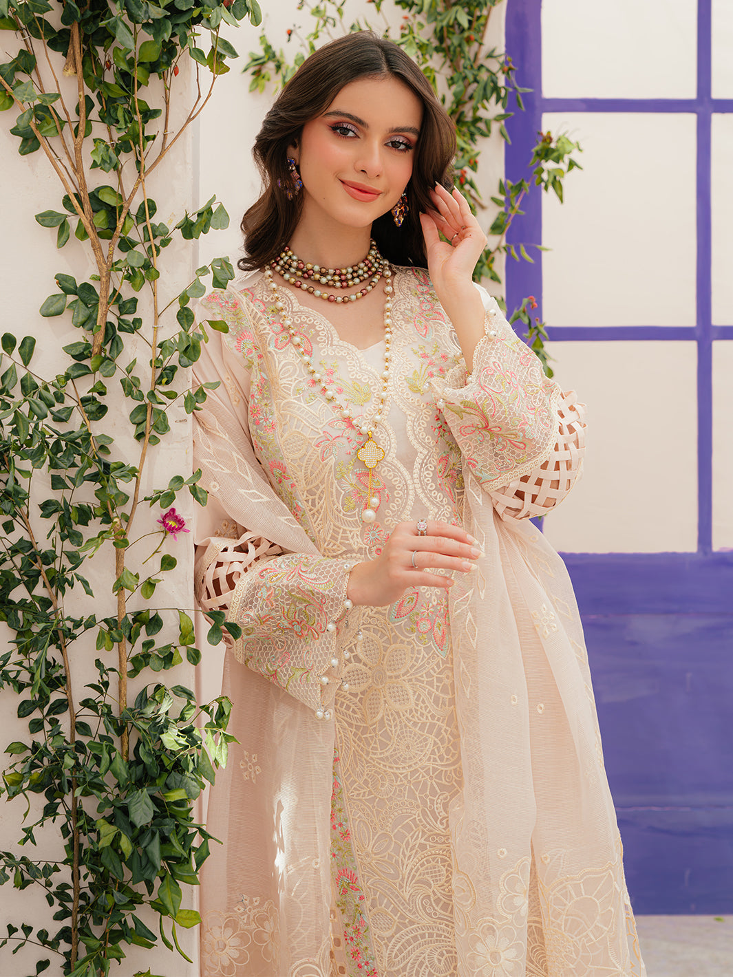 Mahnur | Allenura Luxury Lawn 24 | ALLORA by Mahnur - Designer Dress - Type: Ladies Clothes - Available at Libayah - 100% Original