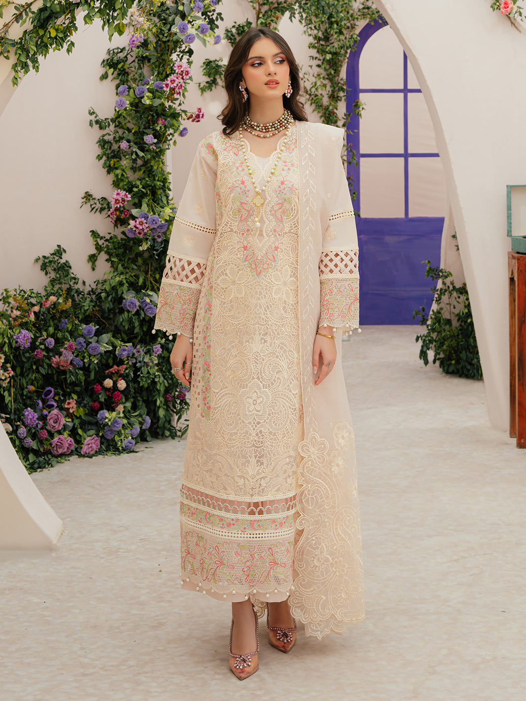 Mahnur | Allenura Luxury Lawn 24 | ALLORA by Mahnur - Designer Dress - Type: Ladies Clothes - Available at Libayah - 100% Original