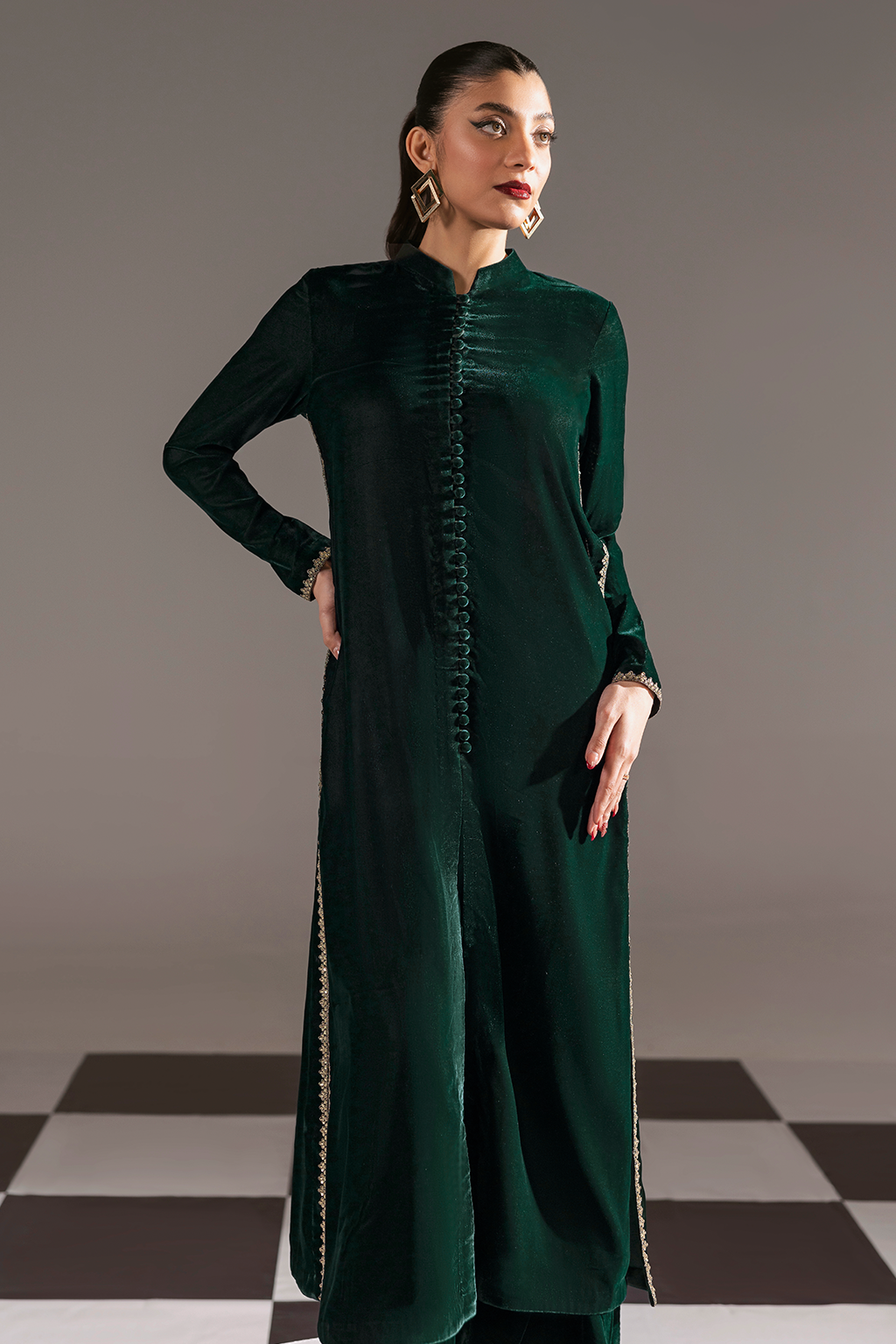 Afsanah | The Velvet Edit | AV-111 by Afsanah - Designer Dress - Type: Ladies Clothes - Available at Libayah - 100% Original