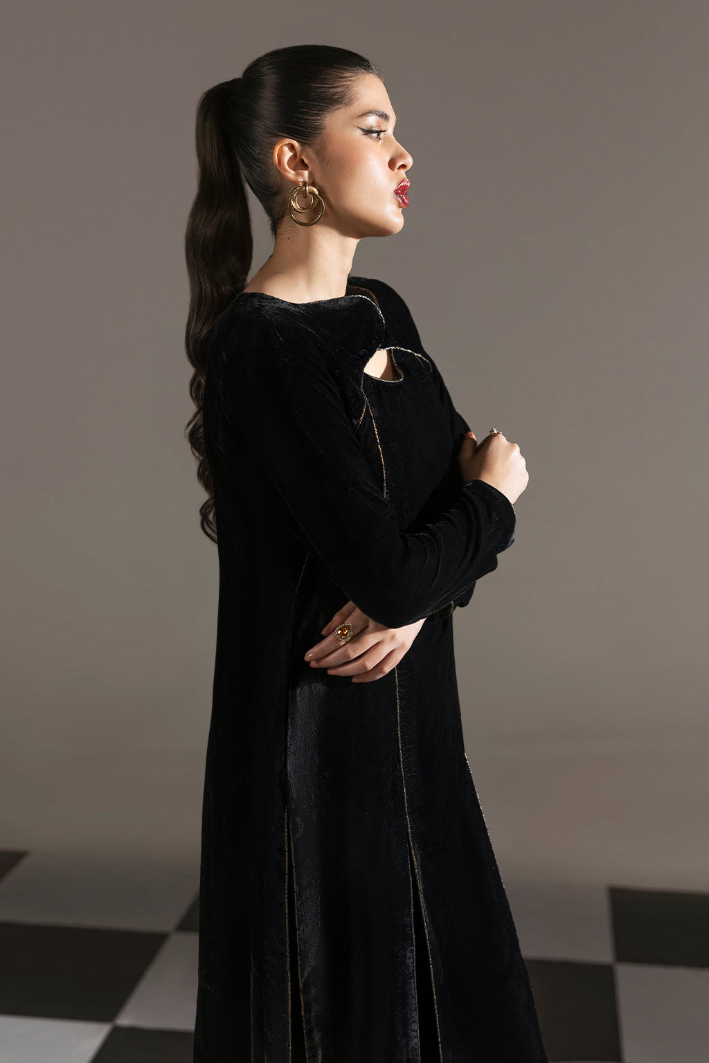 Afsanah | The Velvet Edit | AV-112 by Afsanah - Designer Dress - Type: Ladies Clothes - Available at Libayah - 100% Original
