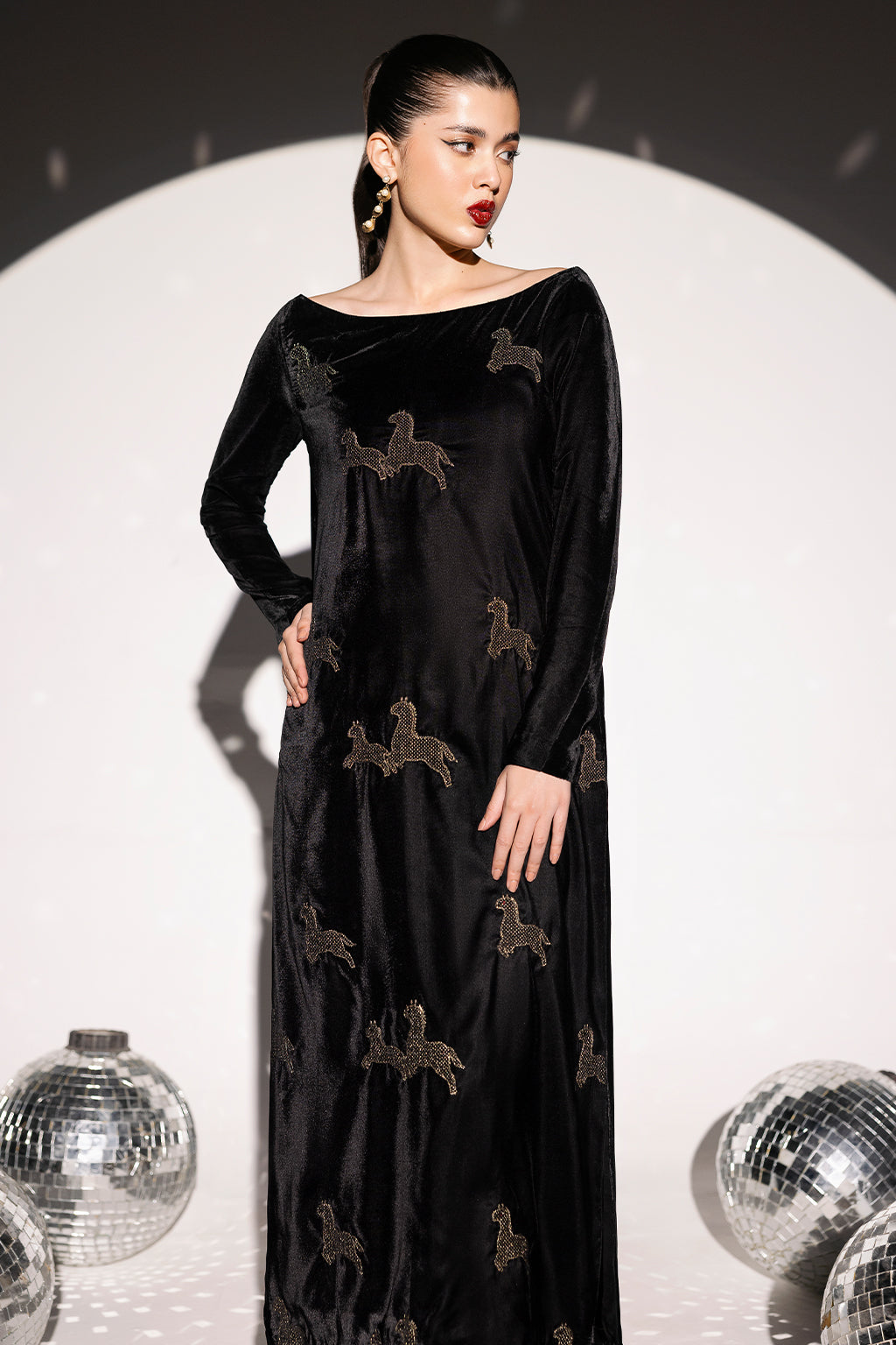 Afsanah | The Velvet Edit | AV-106 by Afsanah - Designer Dress - Type: Ladies Clothes - Available at Libayah - 100% Original