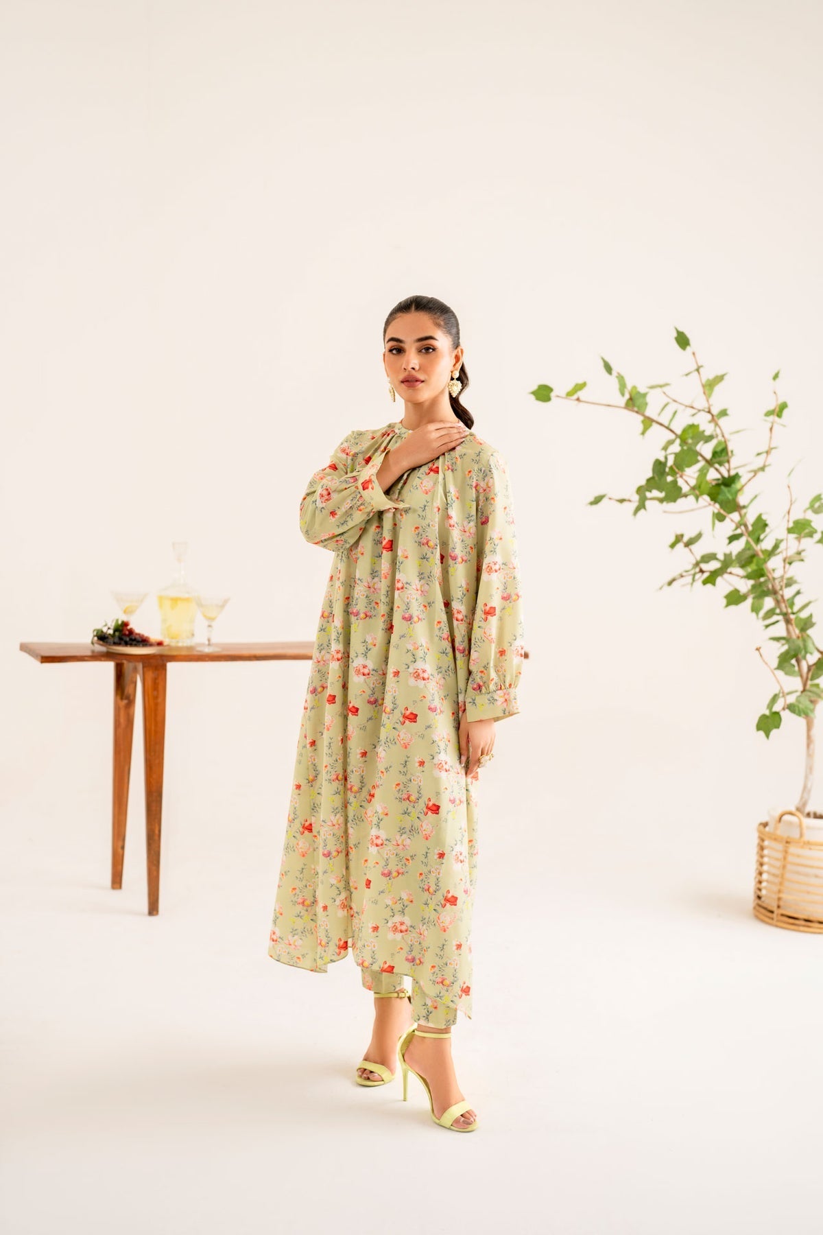 Akbar Aslam | Co-ords Sets | Fia by Akbar Aslam - Designer Dress - Type: Ladies Clothes - Available at Libayah - 100% Original