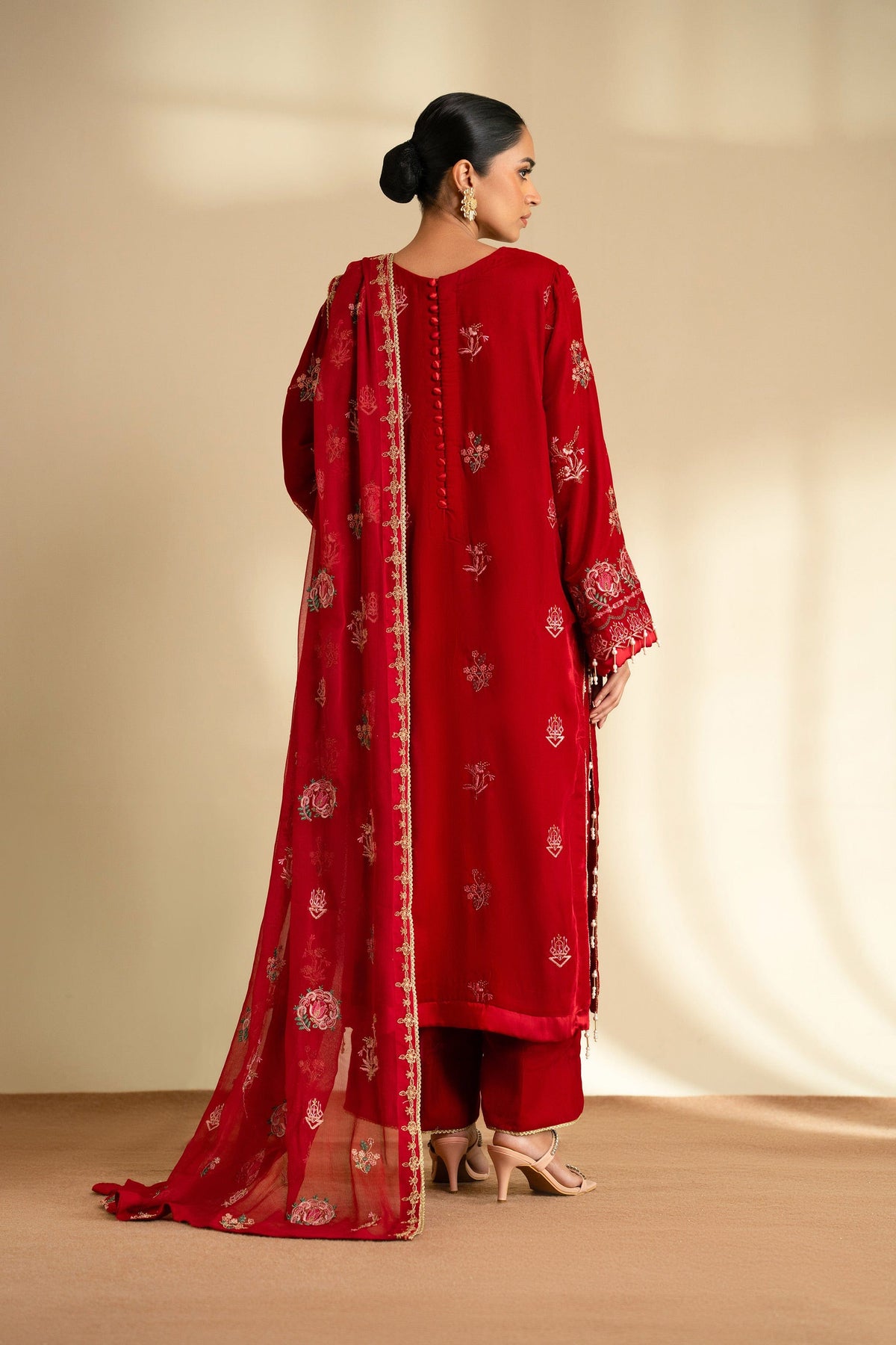 Taana Baana | The Velvet Affair | F0481 by Taana Baana - Designer Dress - Type: Ladies Clothes - Available at Libayah - 100% Original