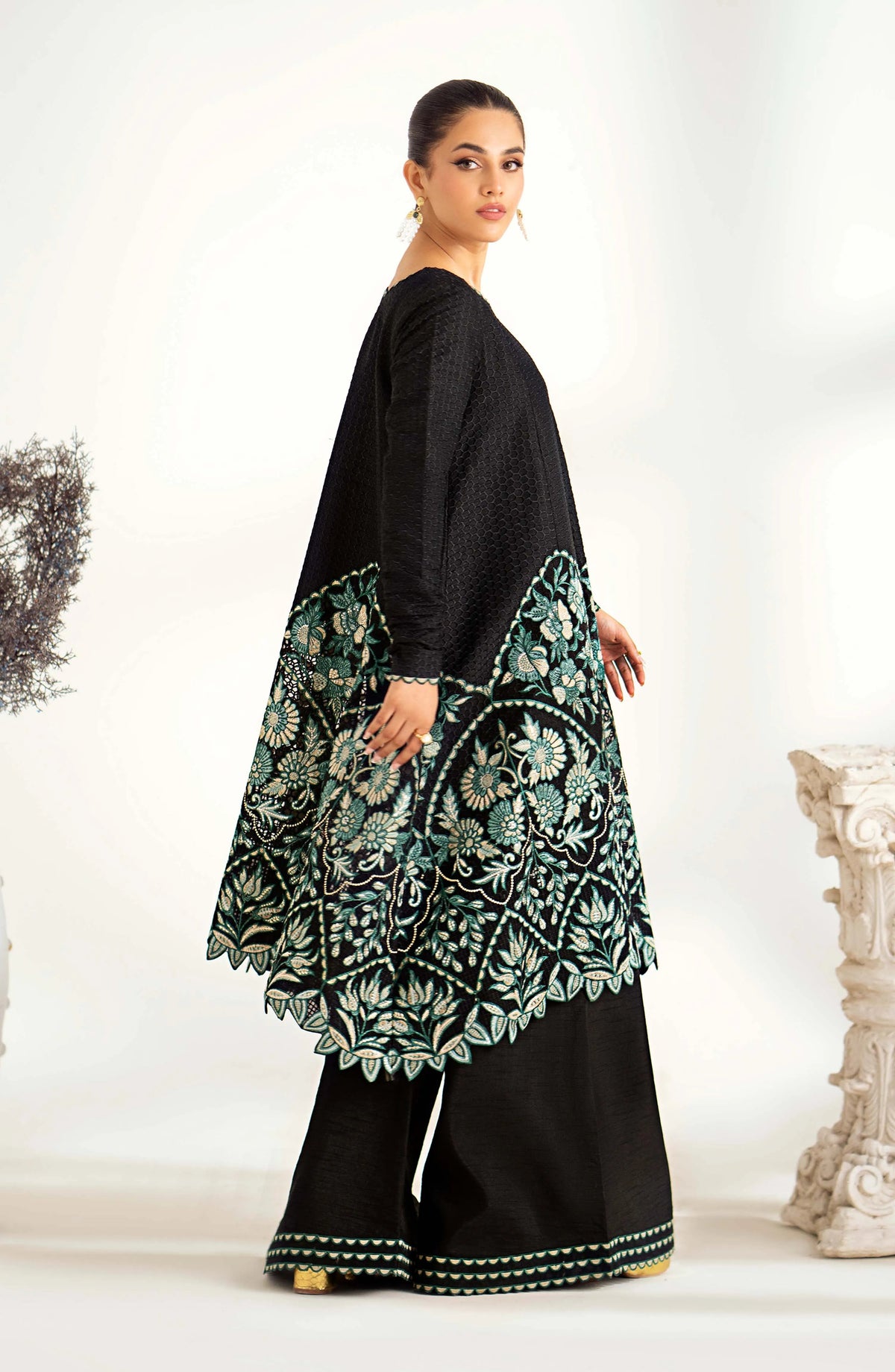 Maryum N Maria | Luxury Pret 24 | DUSK - MS-24219 by Maryum N Maria - Designer Dress - Type: Luxury - Available at Libayah - 100% Original