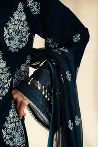 Taana Baana | The Velvet Affair | F0472 by Taana Baana - Designer Dress - Type: Ladies Clothes - Available at Libayah - 100% Original