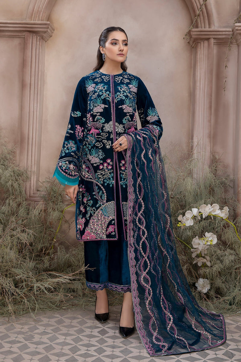 Mina Kashif | Luxury Pret | MK21-23 by Mina Kashif - Designer Dress - Type: Formal - Available at Libayah - 100% Original