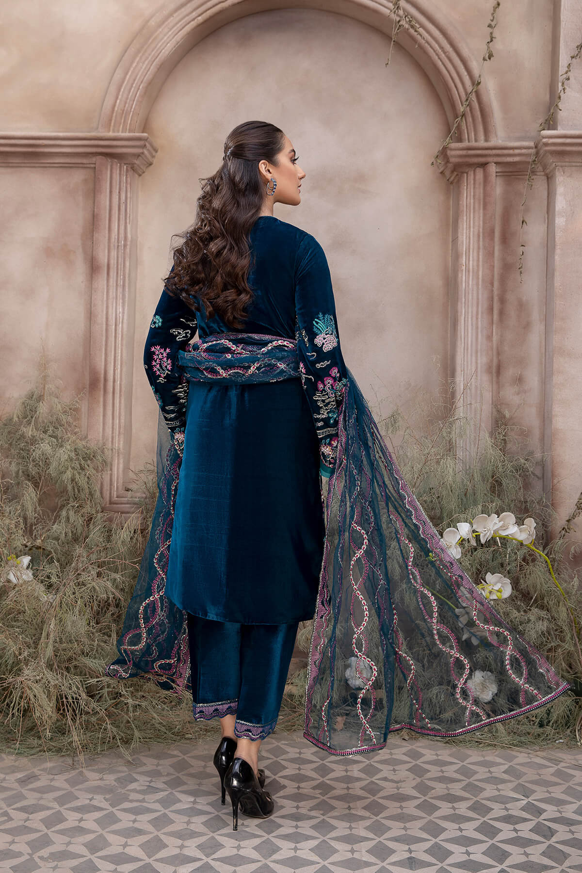Mina Kashif | Luxury Pret | MK21-23 by Mina Kashif - Designer Dress - Type: Formal - Available at Libayah - 100% Original