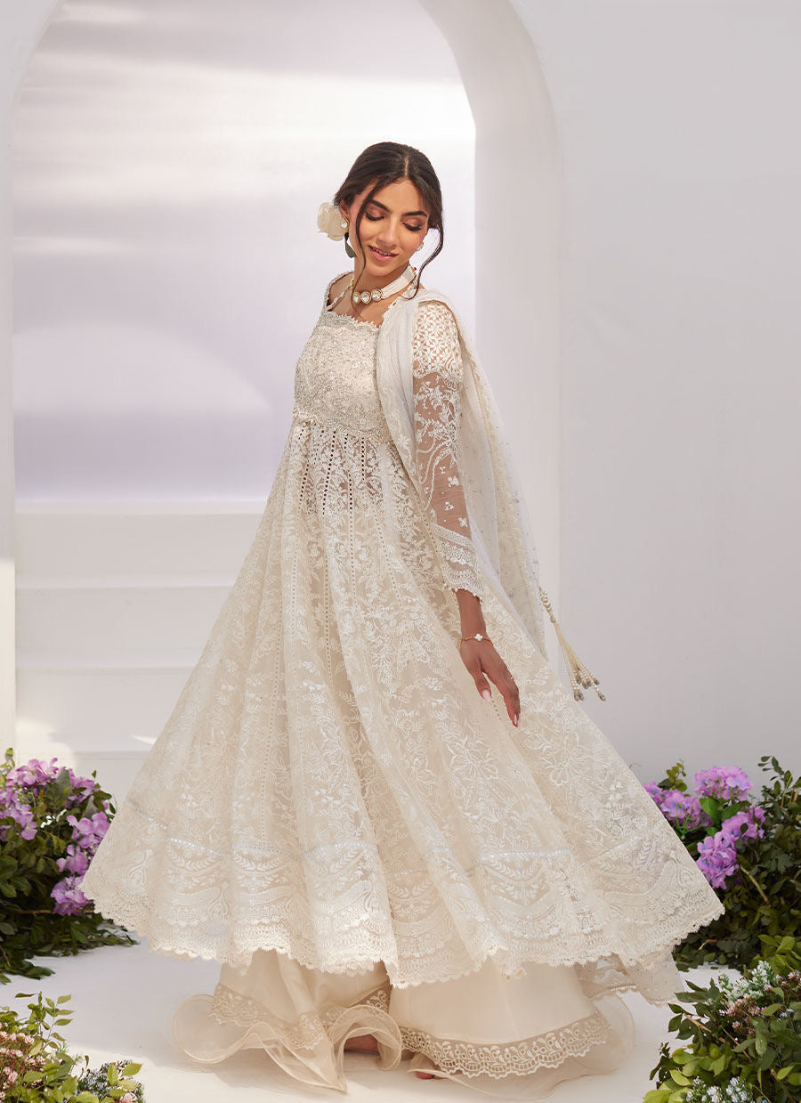 Farah Talib Aziz | Zaza Luxe Pret 24 | MAELLE IVORY EMBROIDERED AND EMBELLISHED KALIDAAR