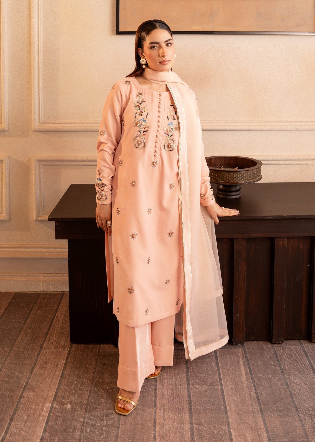 Fozia Khalid | The Velvet Rise 25 | BLOOM