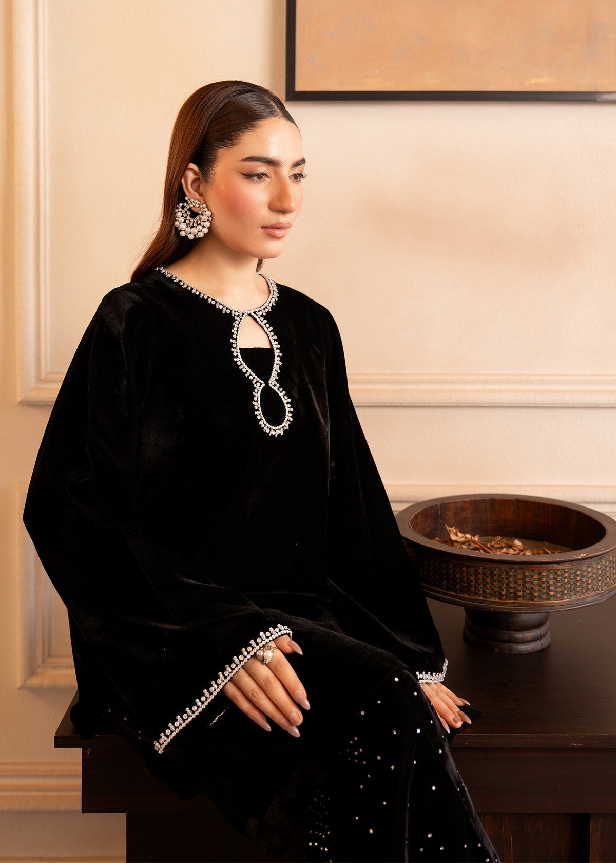 Fozia Khalid | The Velvet Rise 25 | NOIR GLEAM