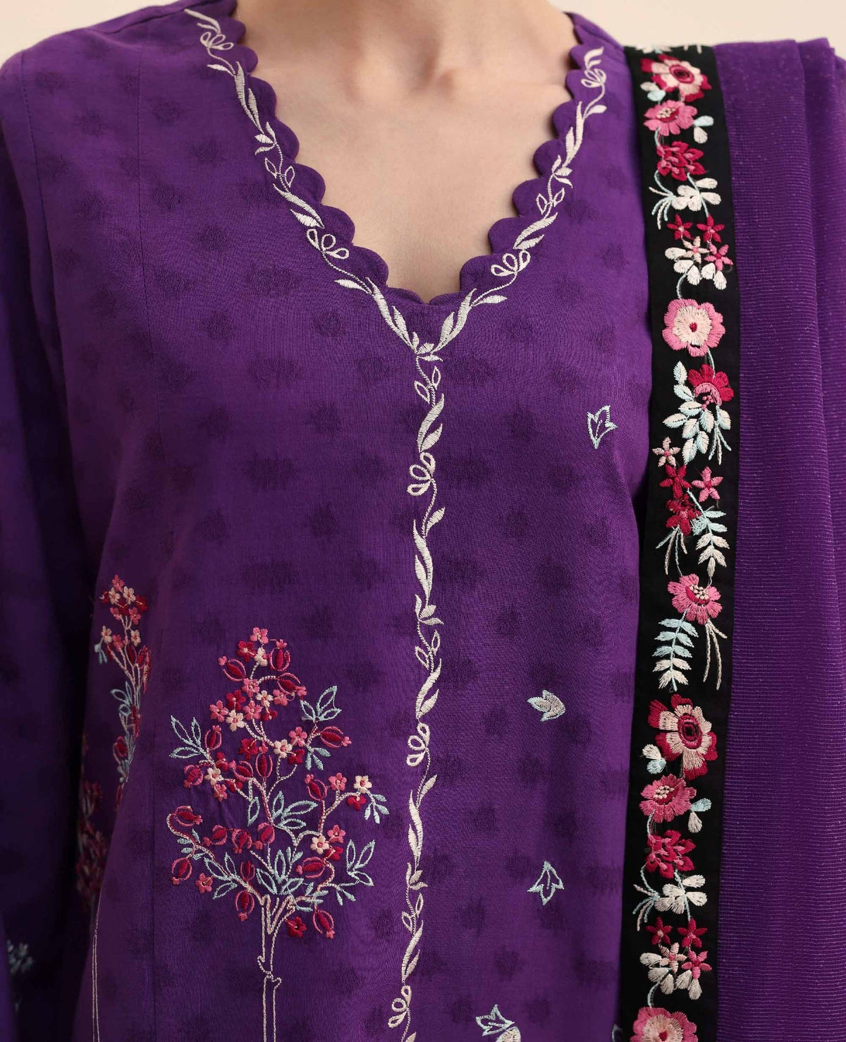 Republic Womenswear | Basics Pre Fall 25 | Violette by Republic Womenswear - Designer Dress - Type : Ladies Clothes - Available at Libayah - 100% Original 