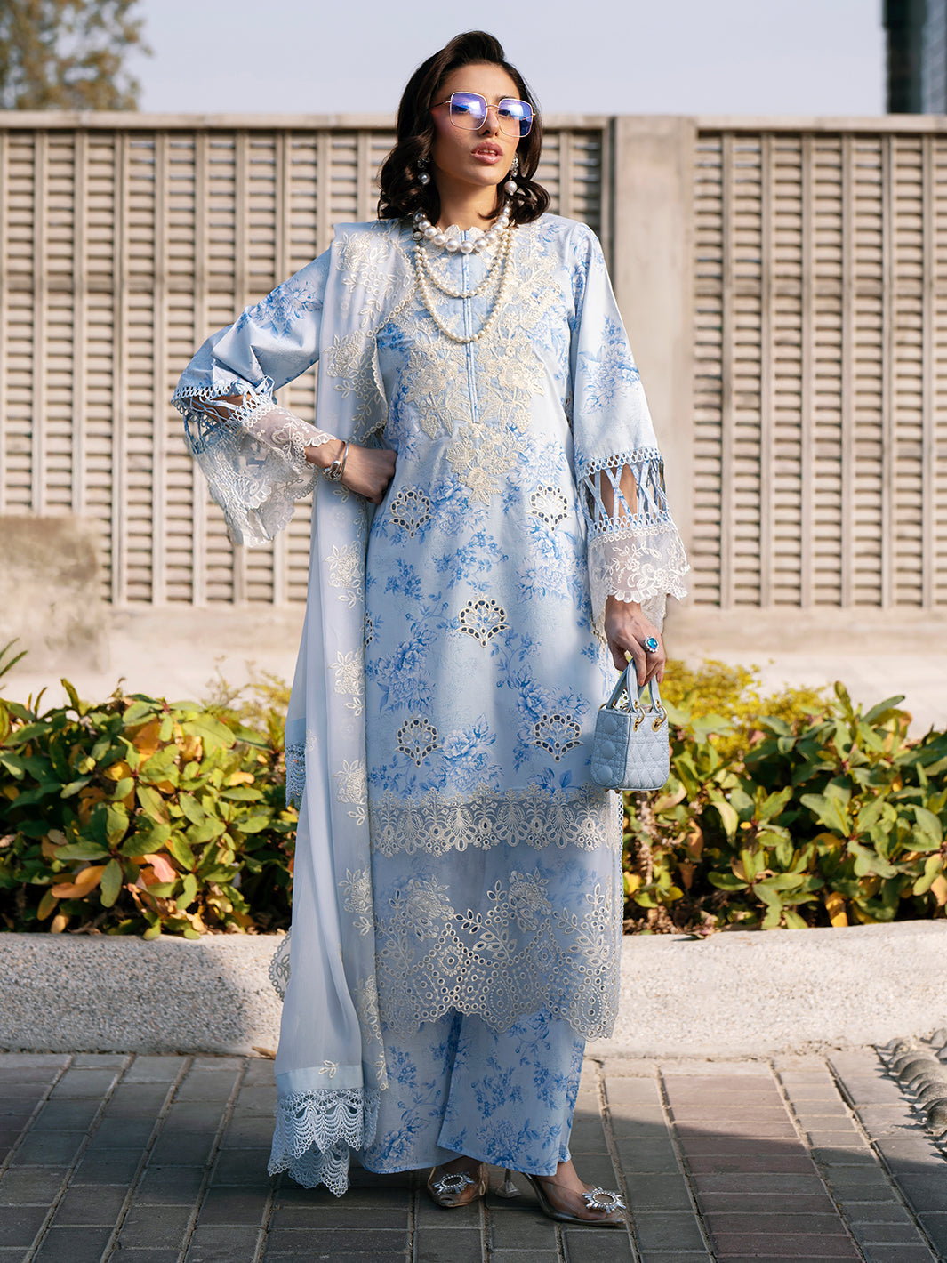 Mahnur | Broadway Luxury Lawn 26 | BW - 001 by Mahnur - Designer Dress - Type : Luxury Dress - Available at Libayah - 100% Original