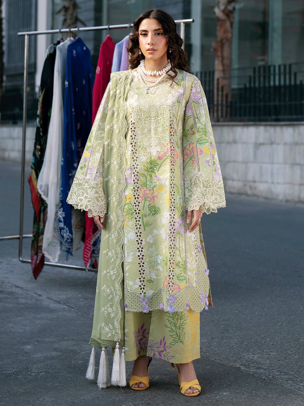 Mahnur | Broadway Luxury Lawn 26 | BW - 005 by Mahnur - Designer Dress - Type : Luxury Dress - Available at Libayah - 100% Original