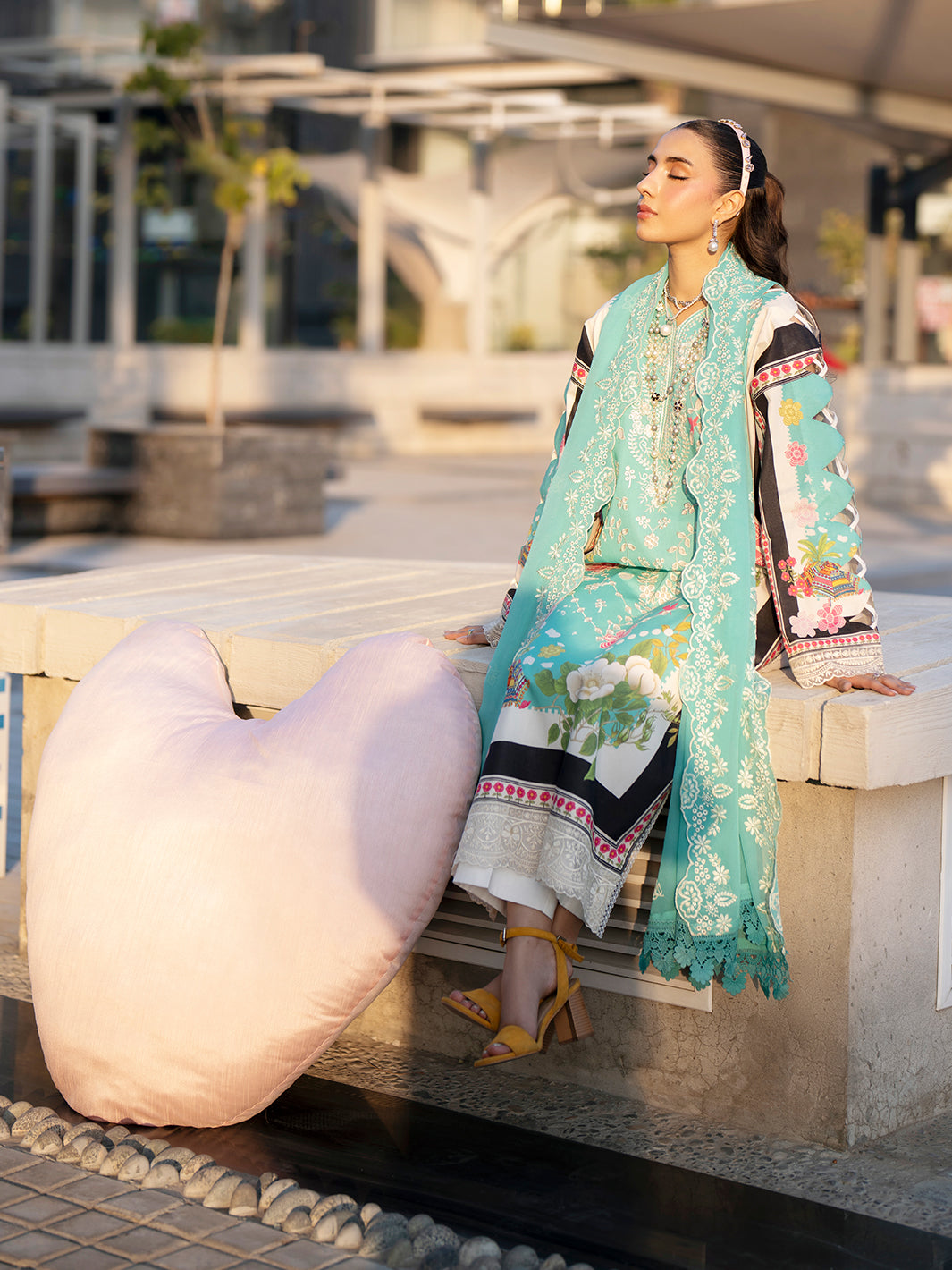 Mahnur | Broadway Luxury Lawn 26 | BW - 007 by Mahnur - Designer Dress - Type : Luxury Dress - Available at Libayah - 100% Original