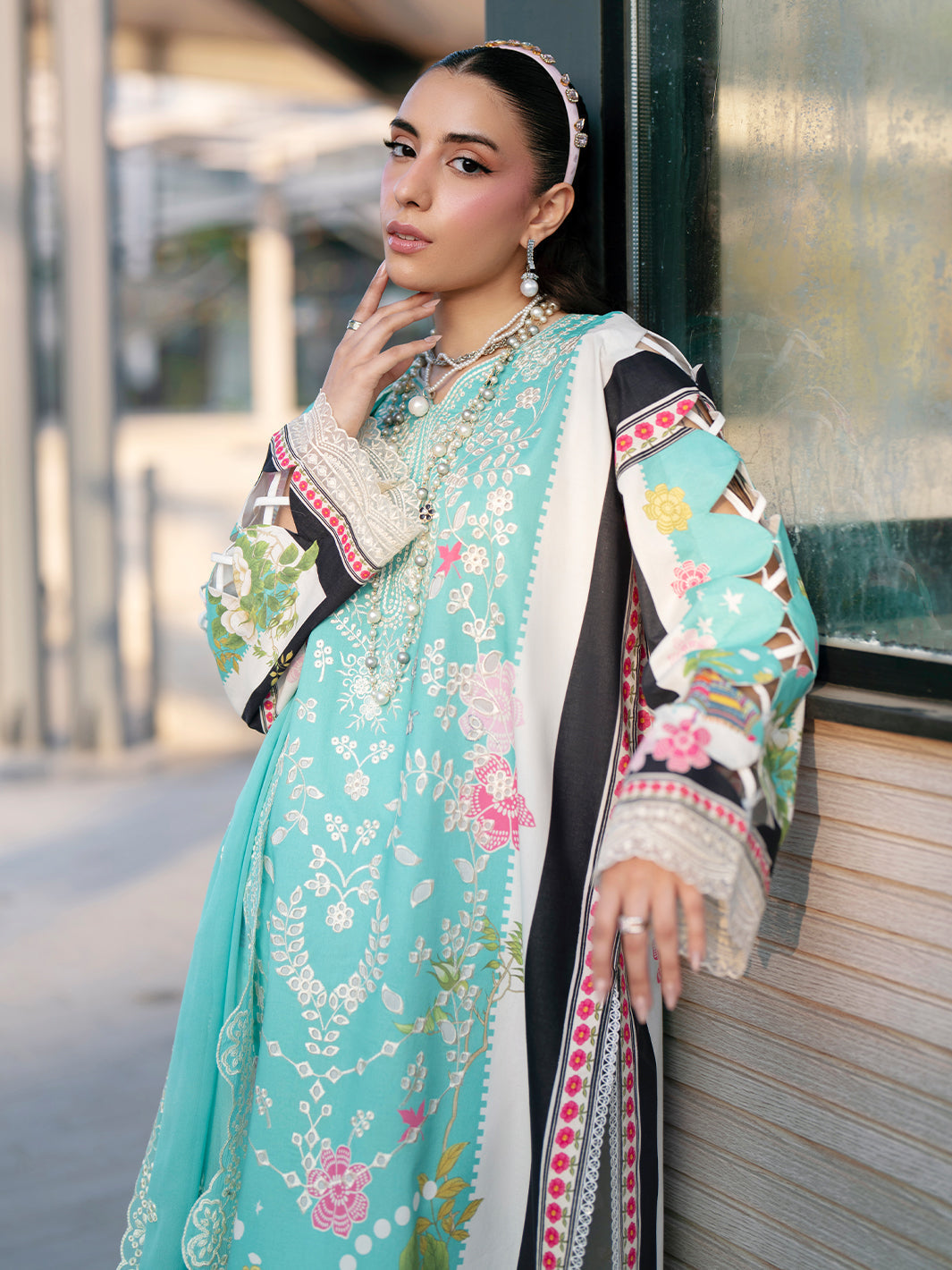 Mahnur | Broadway Luxury Lawn 26 | BW - 007 by Mahnur - Designer Dress - Type : Luxury Dress - Available at Libayah - 100% Original