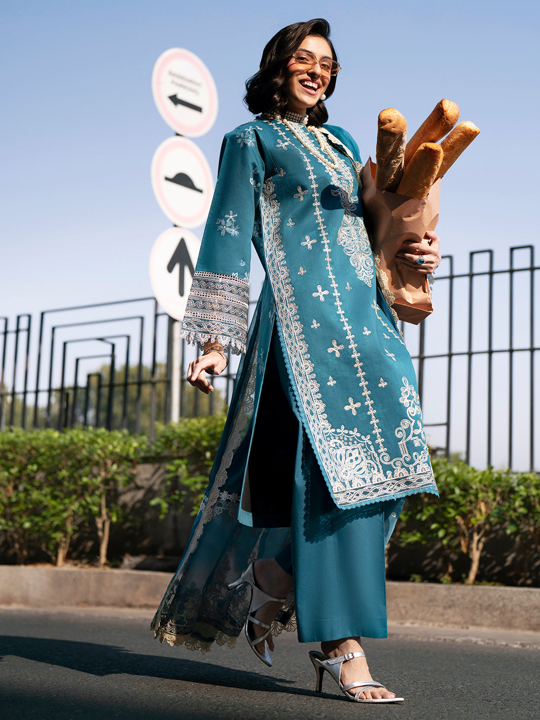 Mahnur | Broadway Luxury Lawn 26 | BW - 010 by Mahnur - Designer Dress - Type : Luxury Dress - Available at Libayah - 100% Original