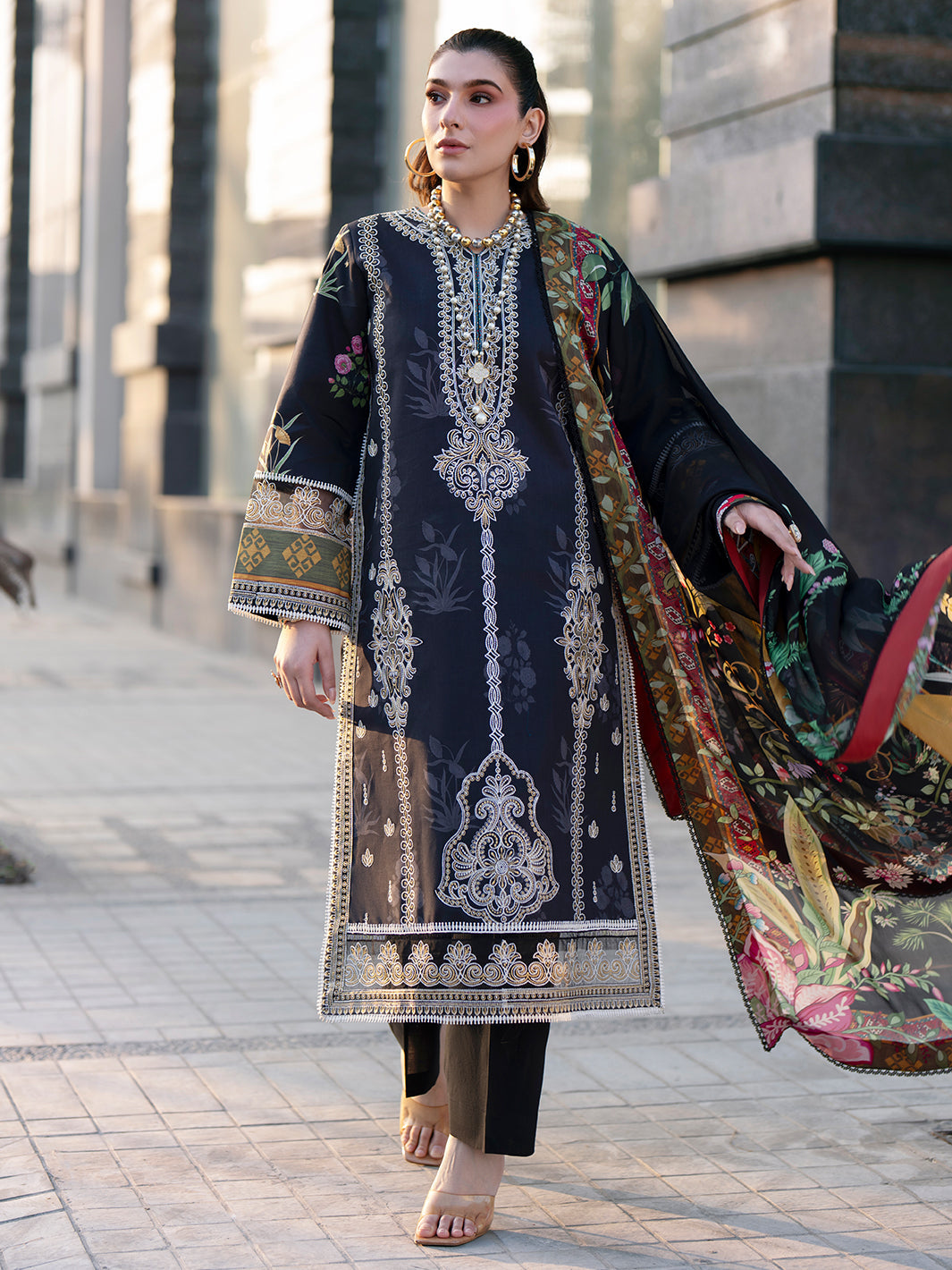 Mahnur | Broadway Luxury Lawn 26 | BW - 014 by Mahnur - Designer Dress - Type : Luxury Dress - Available at Libayah - 100% Original