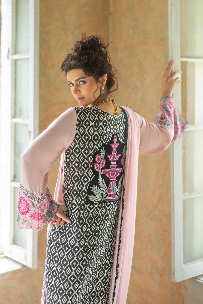 Zainab Chottani | Summer Edition 26 | Blush Serenade Kaftan by Zainab Chottani - Designer Dress  - Type : Ladies Clothes - Available at Libayah - 100% Original 