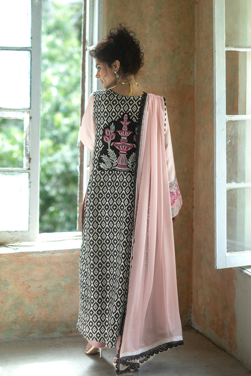 Zainab Chottani | Summer Edition 26 | Blush Serenade Long Shirt by Zainab Chottani - Designer Dress  - Type : Ladies Clothes - Available at Libayah - 100% Original 