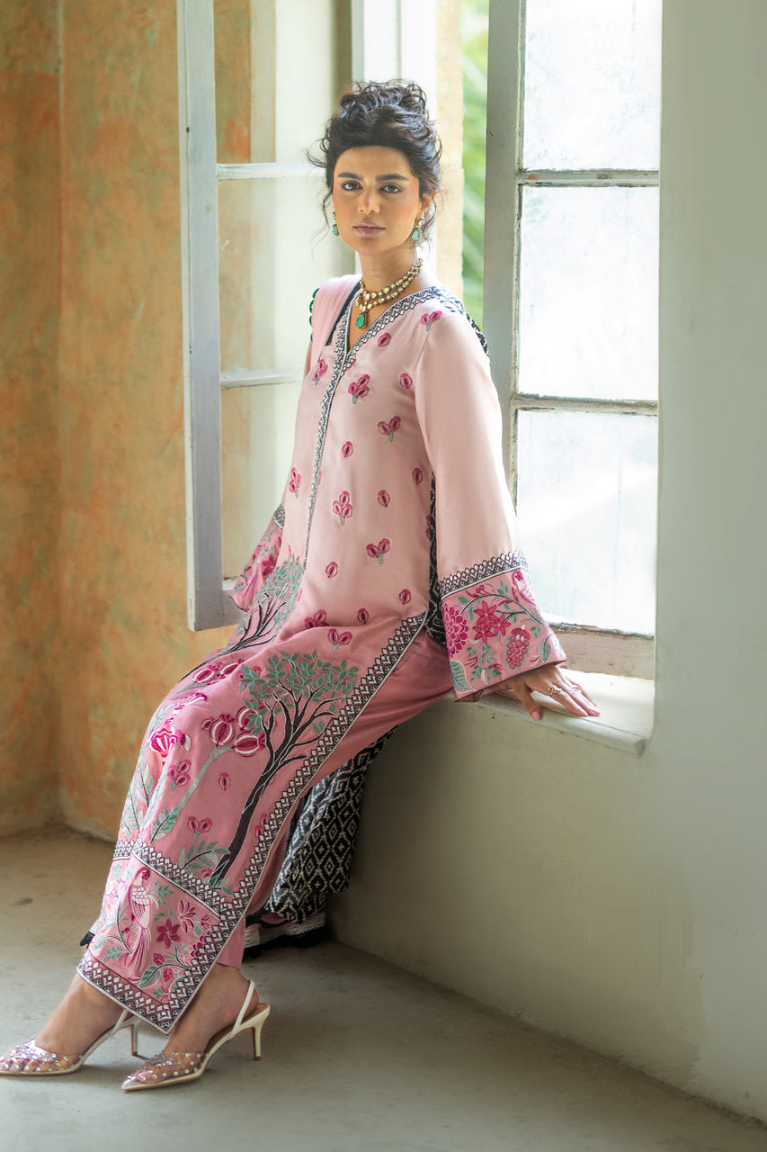 Zainab Chottani | Summer Edition 26 | Blush Serenade Long Shirt by Zainab Chottani - Designer Dress  - Type : Ladies Clothes - Available at Libayah - 100% Original 
