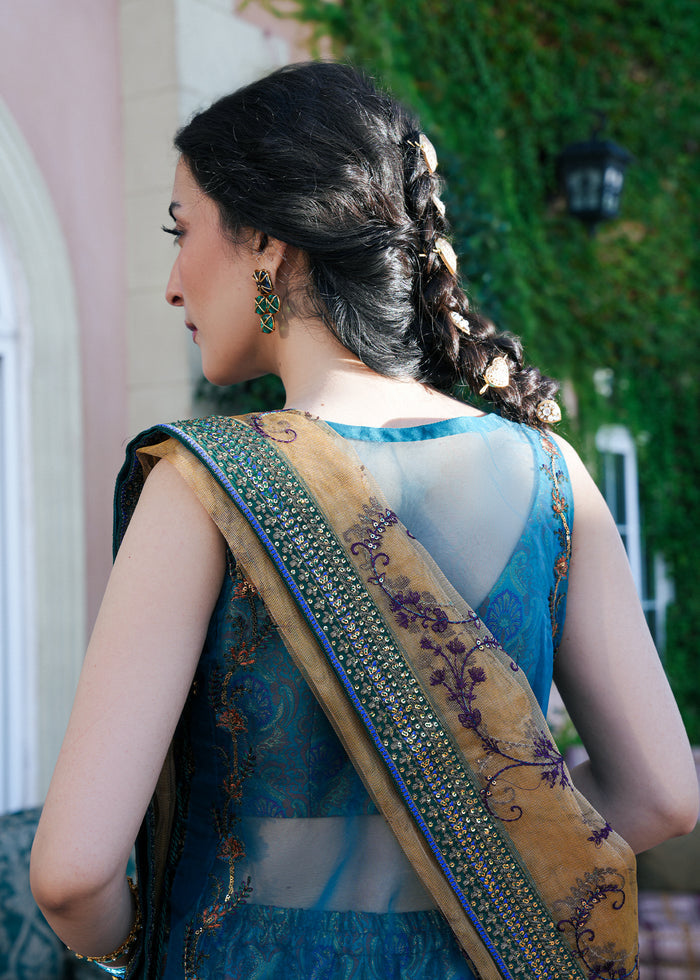 Laj by Lajwanti | Runaway Formals 25 | Teal Aura