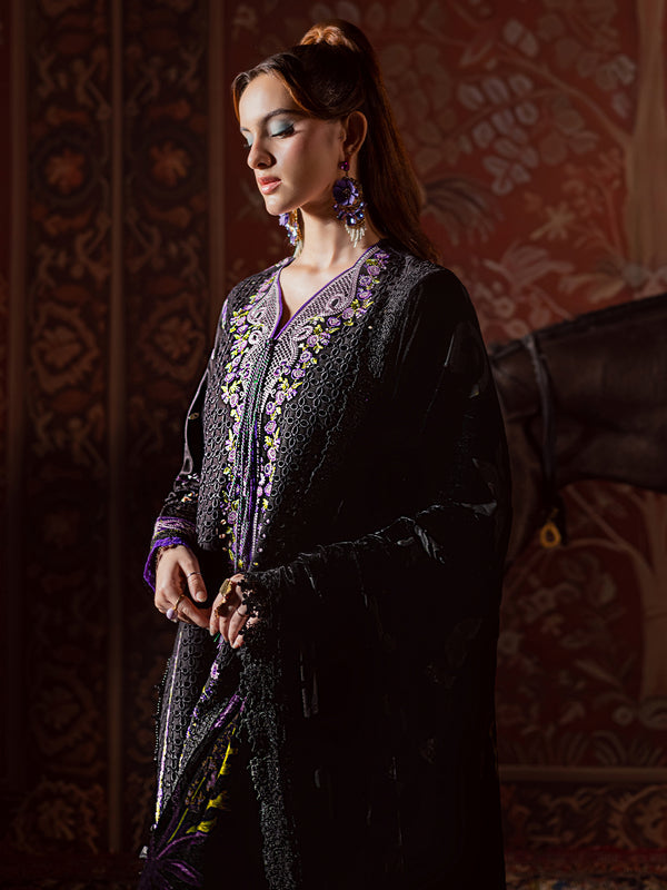 Mahnur | Amelia Luxury Winter 25 | CK-001  Kotrai