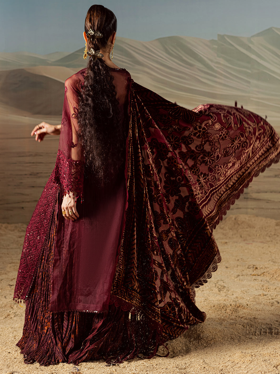 Mahnur | Amelia Luxury Winter 25 | CK-007 Kotrai