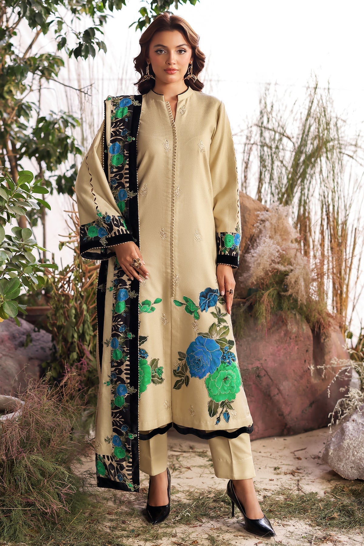 Charizma | Poshima Shawl | PS4-17 by Charizma - Designer Dress - Type: Ladies Clothes - Available at Libayah - 100% Original