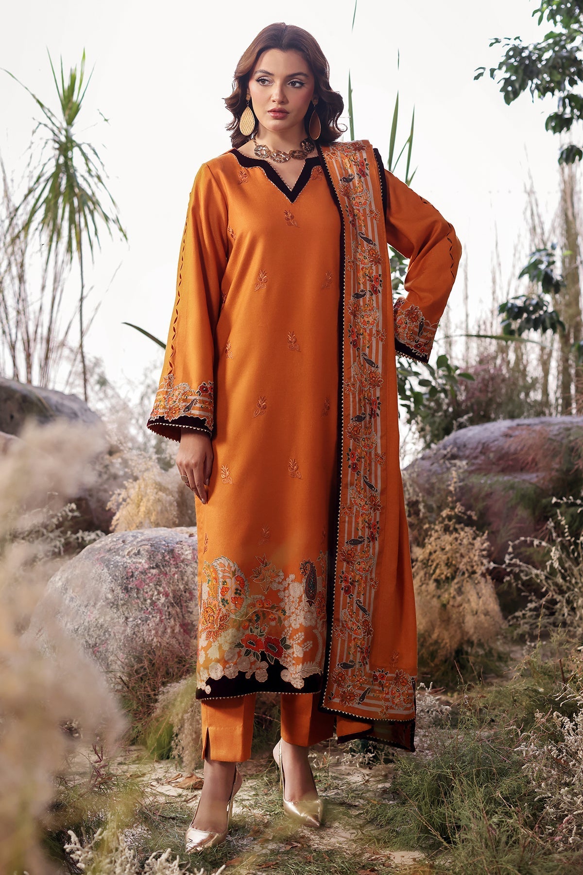 Charizma | Poshima Shawl | PS4-19 by Charizma - Designer Dress - Type: Ladies Clothes - Available at Libayah - 100% Original