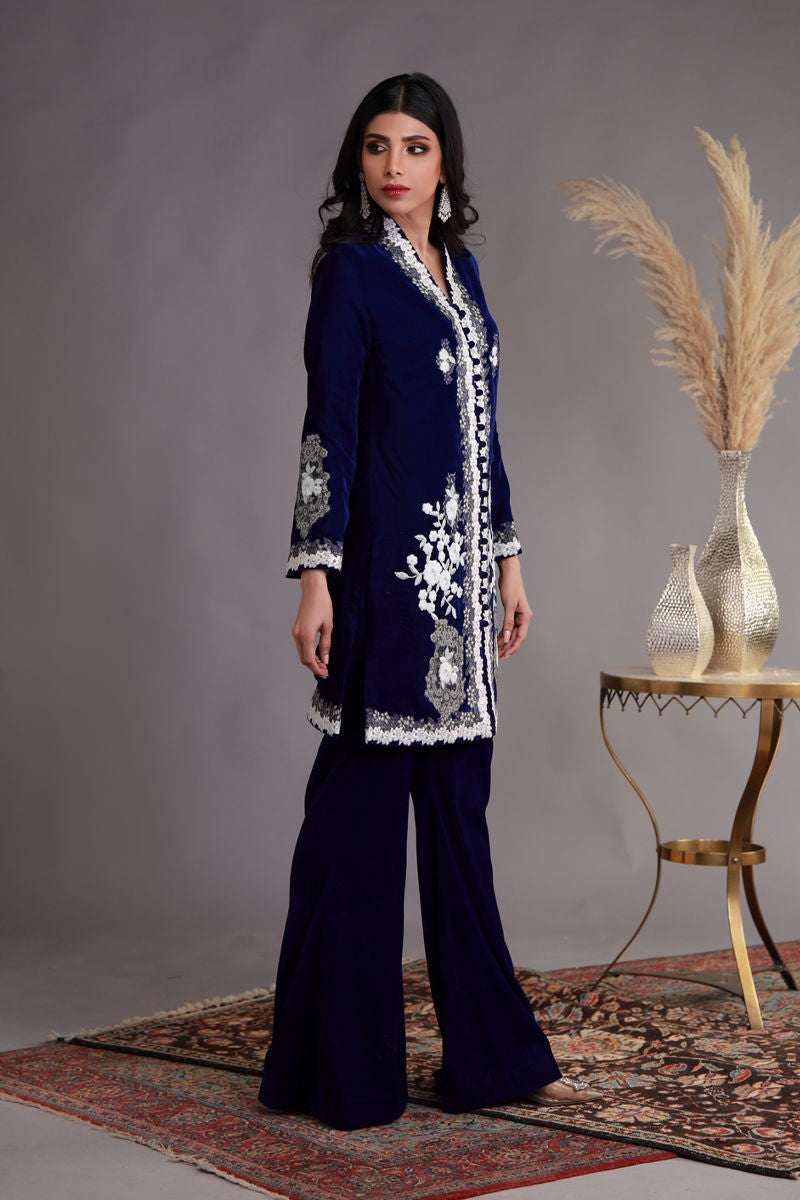Shamaeel Ansari | Winter Festive 25 | WFE-09 by Shamaeel Ansari - Designer Dress - Type: Ladies Clothes - Available at Libayah - 100% Original