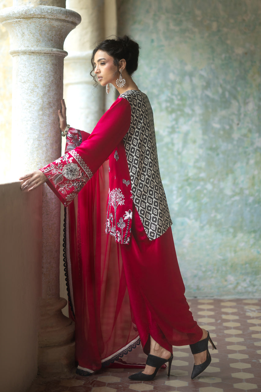 Zainab Chottani | Summer Edition 26 | Cielo by Zainab Chottani - Designer Dress  - Type : Ladies Clothes - Available at Libayah - 100% Original 