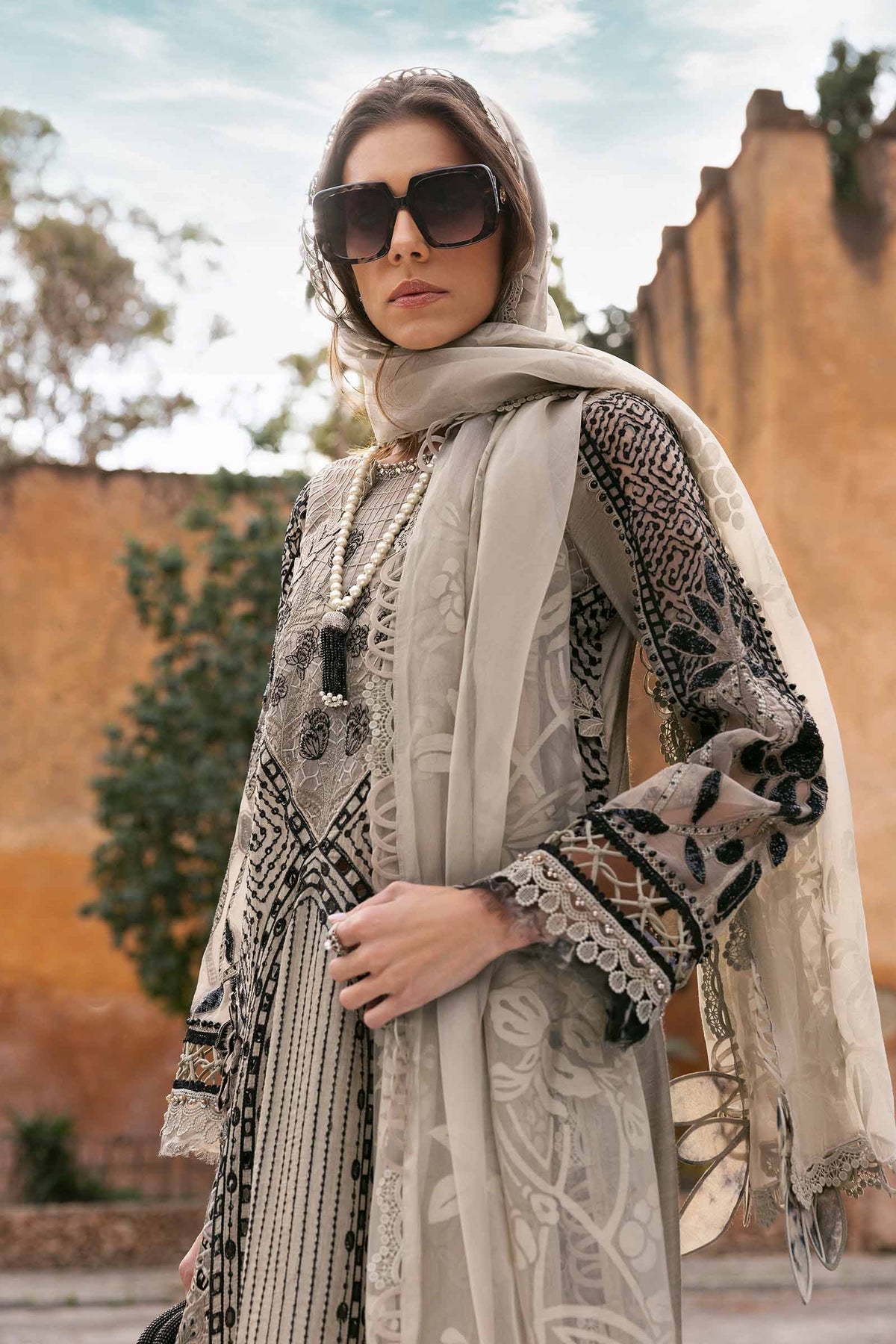 Maria B | Luxury Lawn 25 | D-2510-B by Maria B - Designer Dress - Type: Ladies Clothes - Available at Libayah - 100% Original