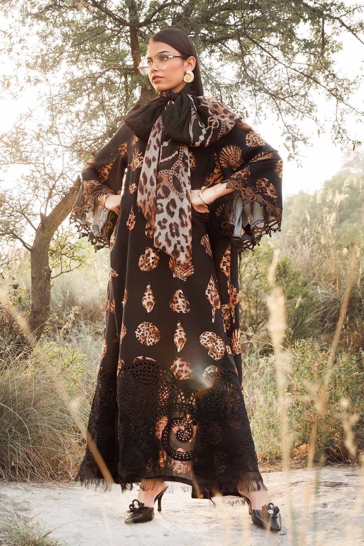 Maria B | M Prints Winter 24 | MPT-2410-B by Maria B - Designer Dress  - Type : Ladies Clothes - Available at Libayah - 100% Original 