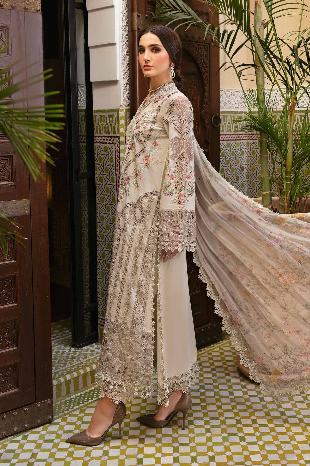 Maria B | Luxury Lawn 25 | D-2514-B by Maria B - Designer Dress - Type: Ladies Clothes - Available at Libayah - 100% Original