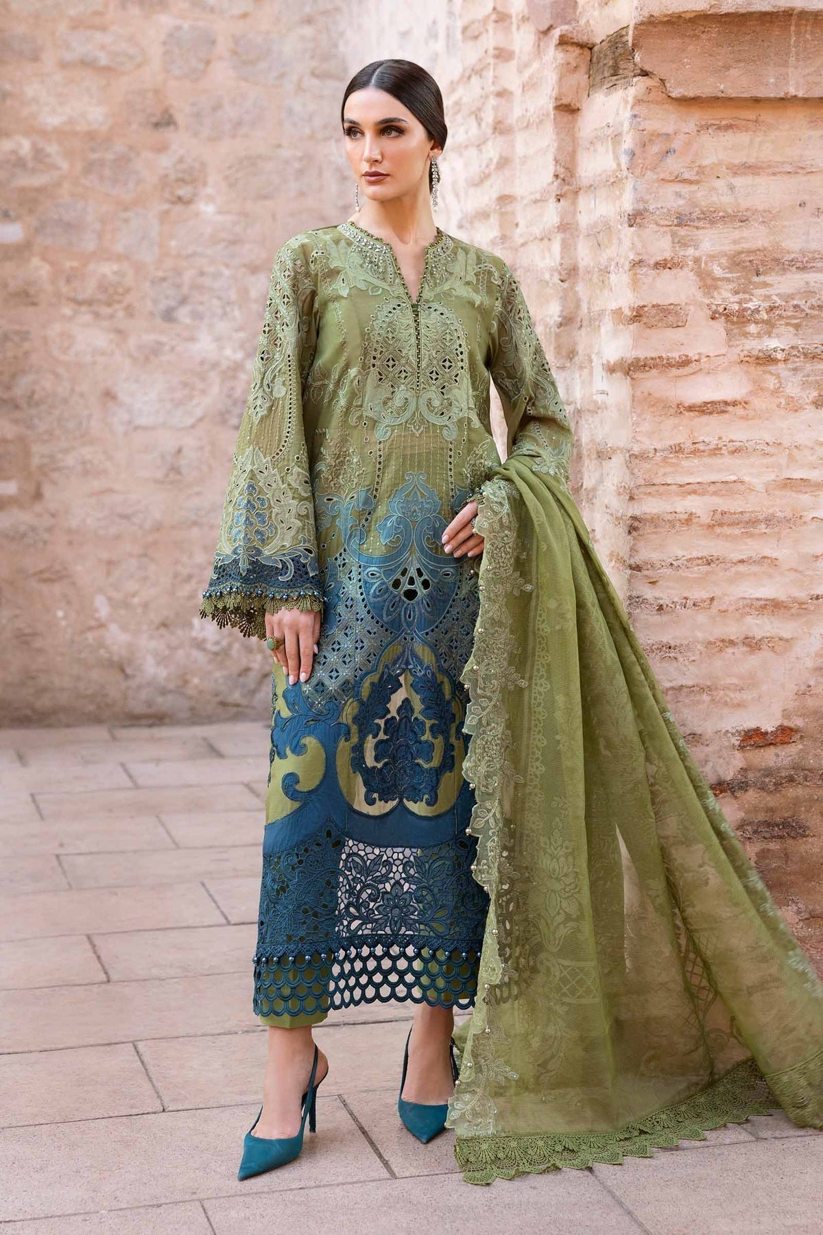 Maria B | Luxury Lawn 25 | D-2501-A by Maria B - Designer Dress - Type: Ladies Clothes - Available at Libayah - 100% Original