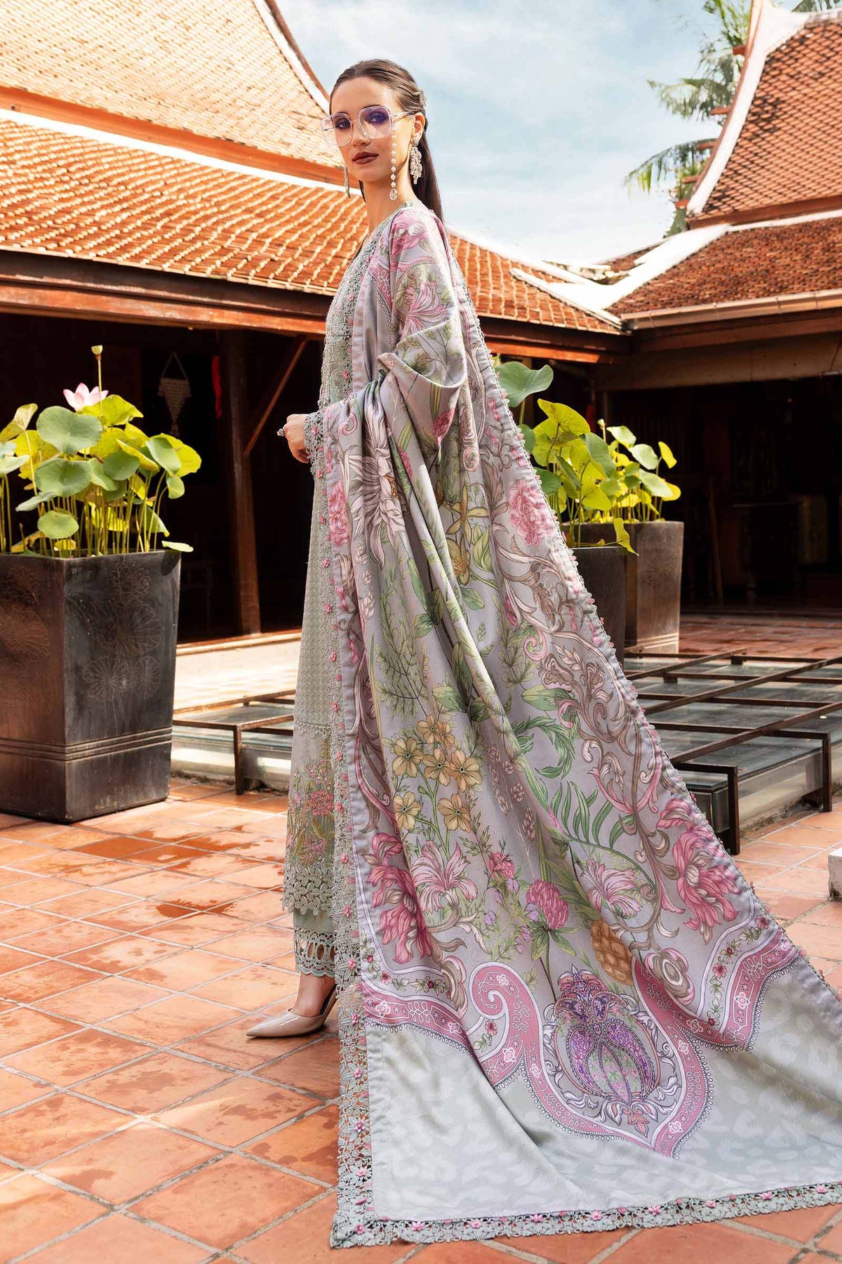 Maria B | M Prints Winter 25 | MPT-2802-A by Maria B - Designer Dress  - Type : Ladies Clothes - Available at Libayah - 100% Original 