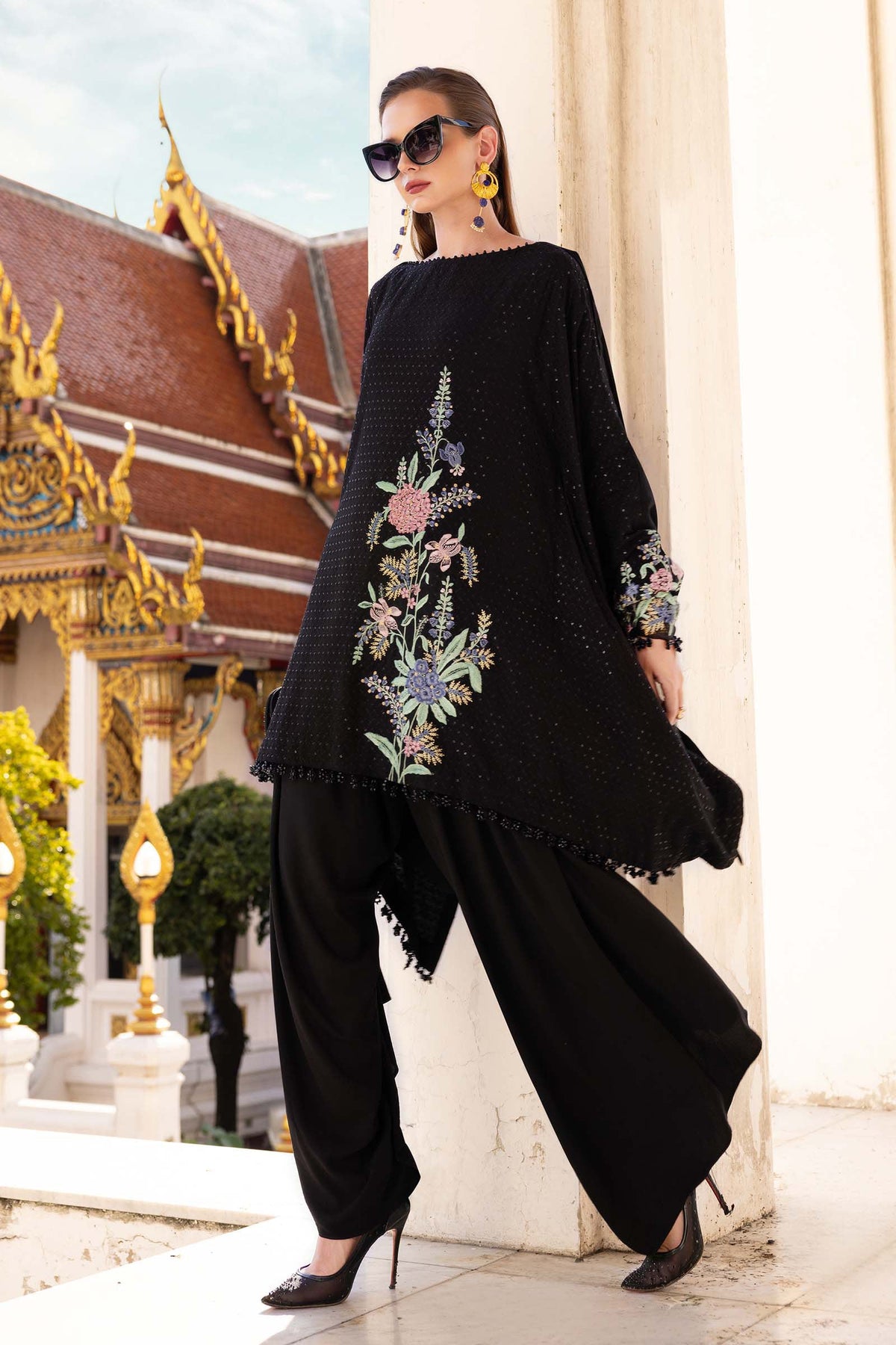 Maria B | M Prints Winter 25 | MPT-2802-B by Maria B - Designer Dress  - Type : Ladies Clothes - Available at Libayah - 100% Original 