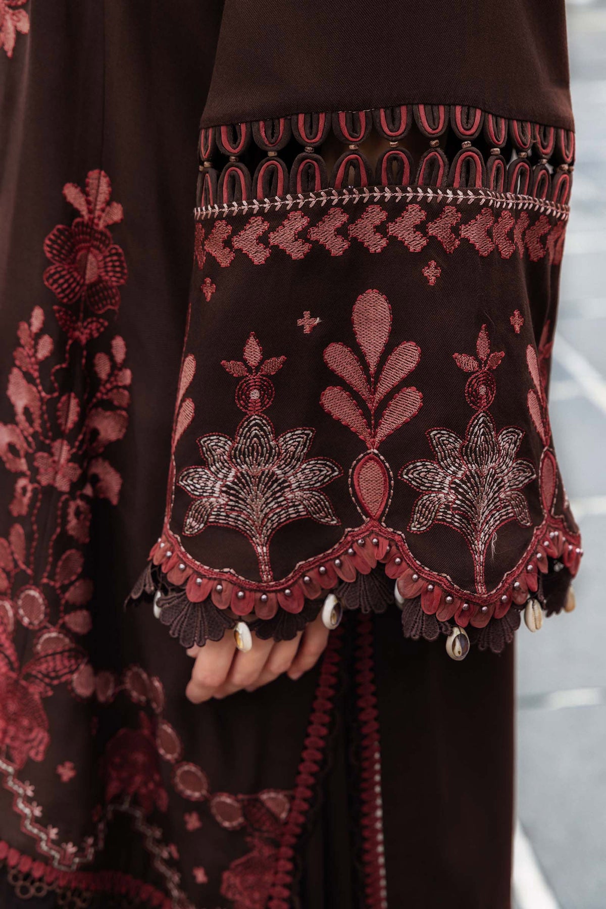 Maria B | M Prints Winter 25 | MPT-2804-A by Maria B - Designer Dress  - Type : Ladies Clothes - Available at Libayah - 100% Original 