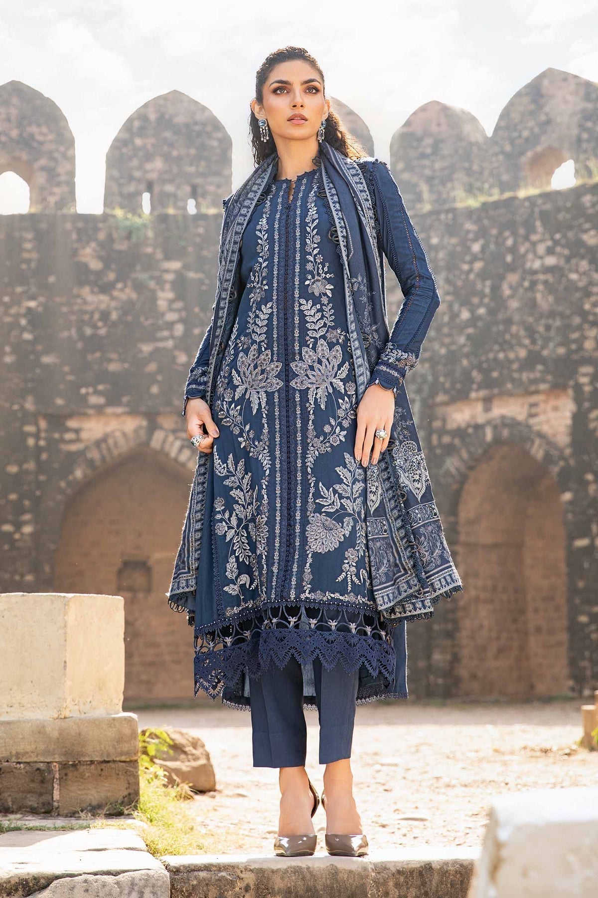 Maria B | M Prints Winter 24 | MPT-2404-B by Maria B - Designer Dress  - Type : Ladies Clothes - Available at Libayah - 100% Original 