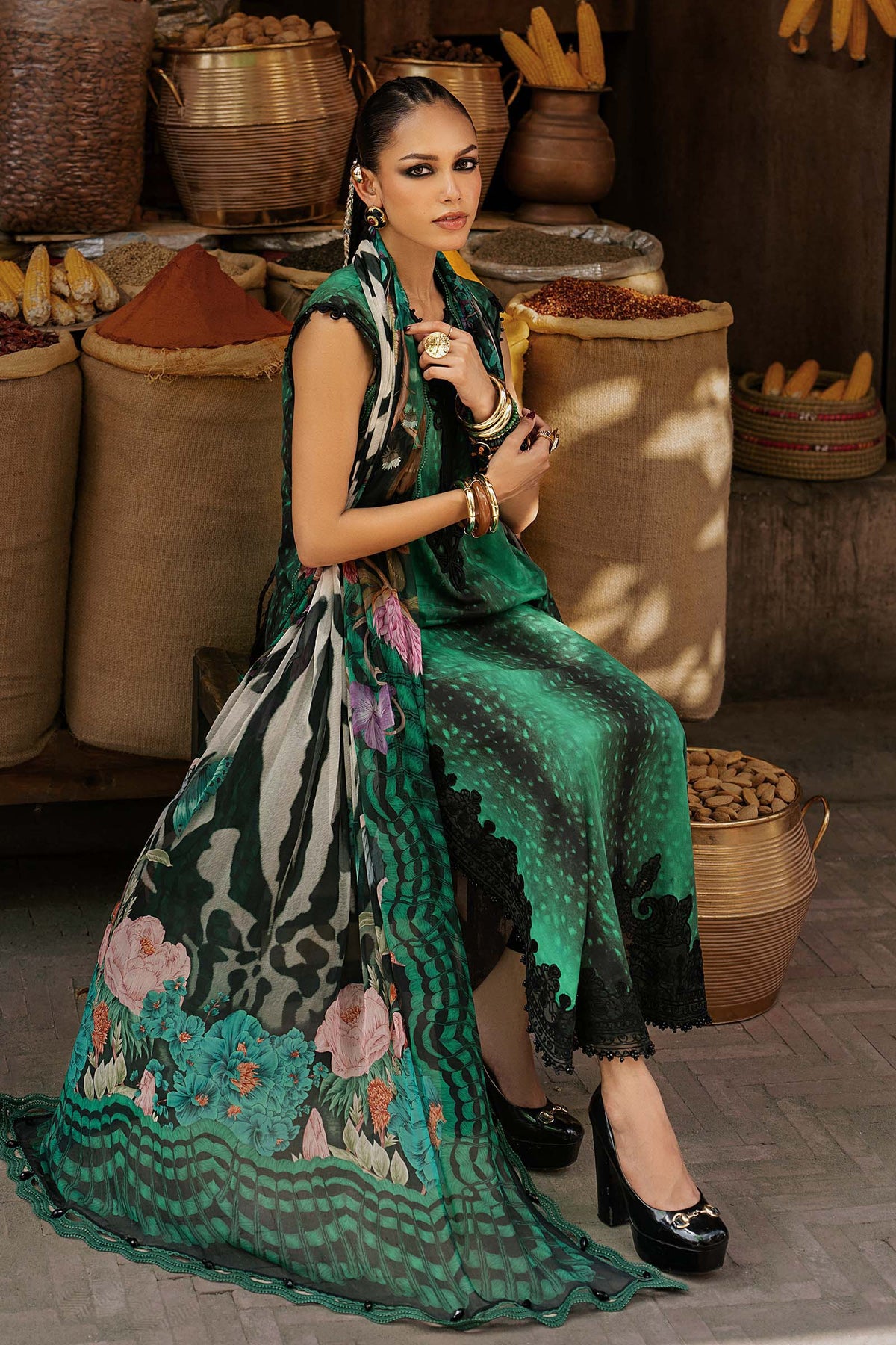 Maria B | M Prints Winter Fall 2026 | MPT-3105-A by Maria B - Designer Dress  - Type : Ladies Clothes - Available at Libayah - 100% Original 