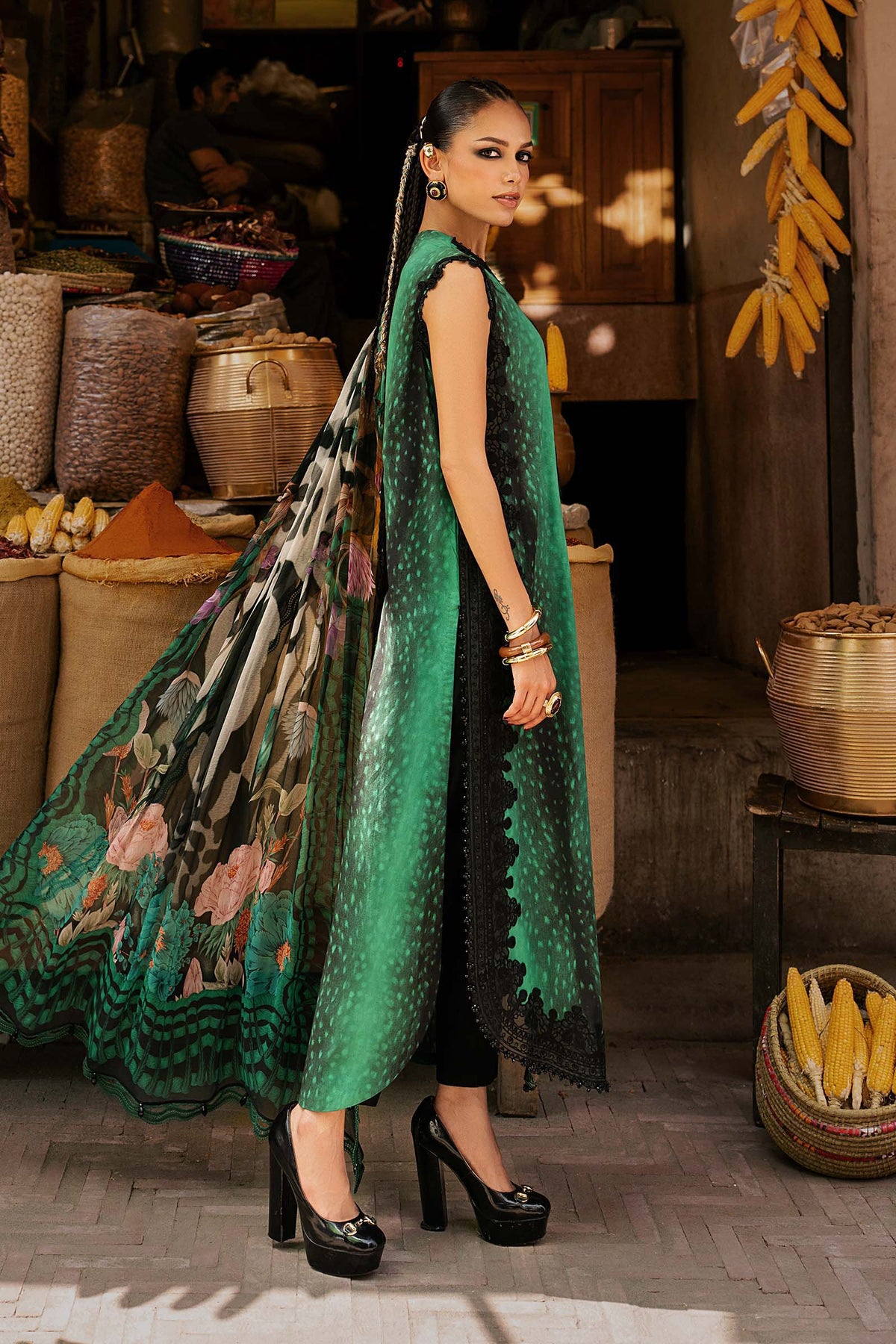 Maria B | M Prints Winter Fall 2026 | MPT-3105-A by Maria B - Designer Dress  - Type : Ladies Clothes - Available at Libayah - 100% Original 