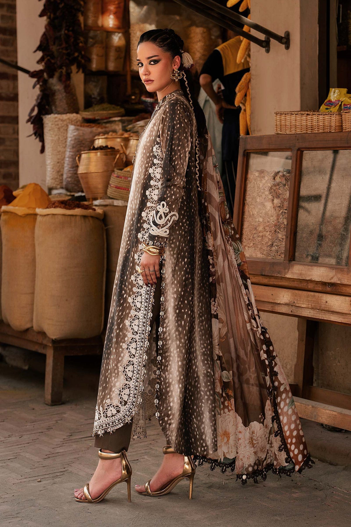Maria B | M Prints Winter Fall 2026 | MPT-3105-B by Maria B - Designer Dress  - Type : Ladies Clothes - Available at Libayah - 100% Original 
