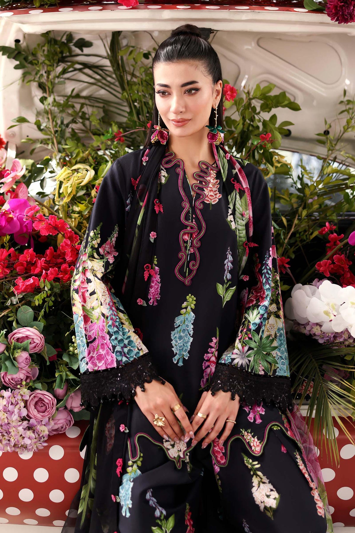 Maria B | M Prints 26 | MPT-3005-B by Maria B - Designer Dress  - Type : Ladies Clothes - Available at Libayah - 100% Original 