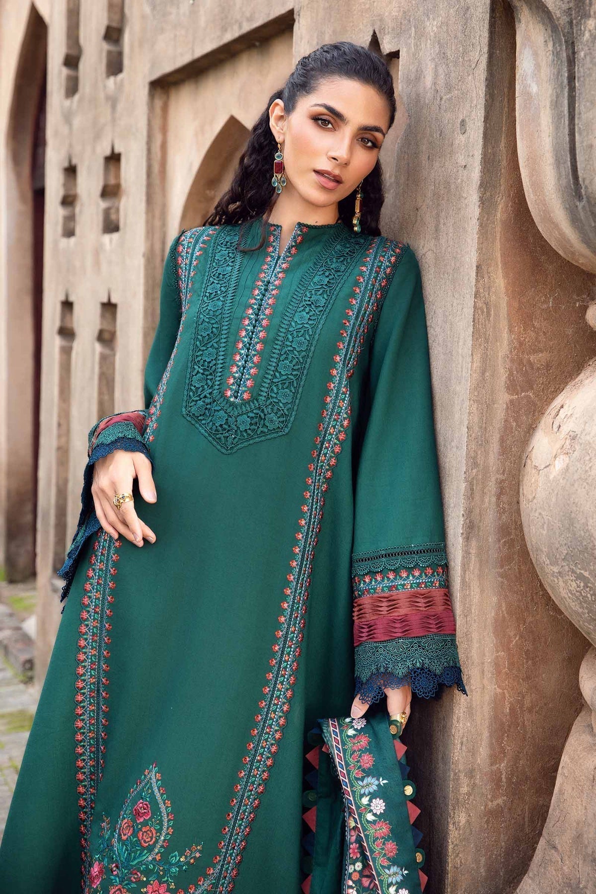 Maria B | M Prints Winter 24 | MPT-2405-B by Maria B - Designer Dress  - Type : Ladies Clothes - Available at Libayah - 100% Original 